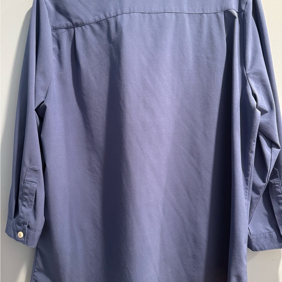 BETABRAND — Tunic athletic shirt. Bright blue, size Large. - Picture 6 of 6